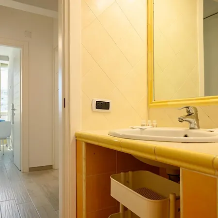 Pulcinella - Chic E Comfort In *